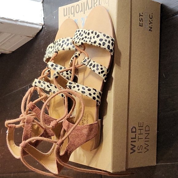 Buckle Shoes - Buckle Sandels